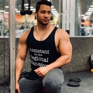 Meet your Posher, Manases